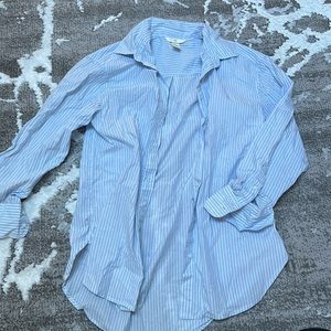 Blue and white stripe button down